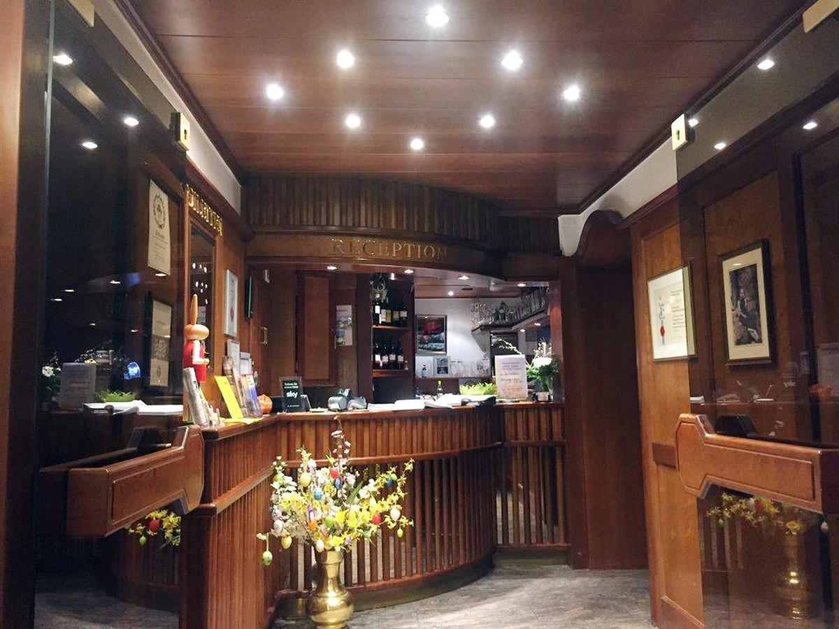 Landgasthof Hotel Bechtel Zella Bagian luar foto